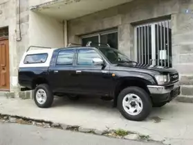 TOYOTA Hilux 2.4 TD DOUBLE
