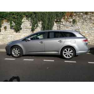 Toyota avensis lll sw 2.0 D4D 126 Ch