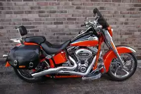 Harley-Davidson Softail Convertible FLST