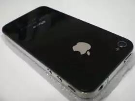 iPhone 4 noir 16Go débloqué + coque batt