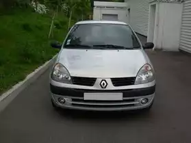 Renault Clio ii (2) 1.5 dci 65 ch diesel