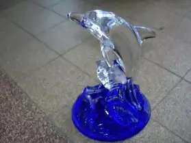 très beau dauphin en cristal d'arques