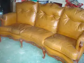 Canapé cuir style renaissance