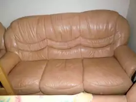 canapé + 2 fauteuils en cuir de vachette