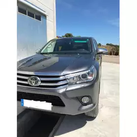 Toyota Hilux essence