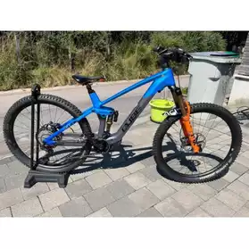 VTT Cube ActionTeam stereo Hybrid 140