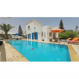 BELLE VILLA AVEC PISCINE EN ZT DJERBA