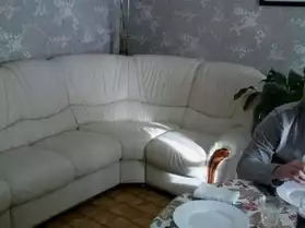 Canapé en cuir blanc de 3m 5 a 6 places
