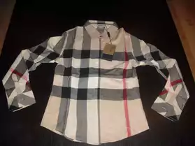 ***CHEMISE BURBERRY MANCHES LONGUES***