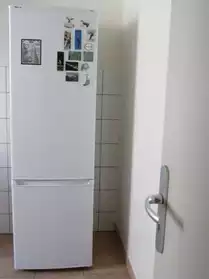 Grand réfrigérateur congélateur