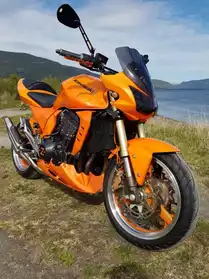 vend moto Kawasaki Z1000