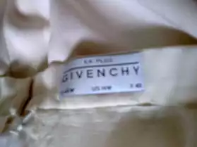 jupe GIVENCHY taille 48