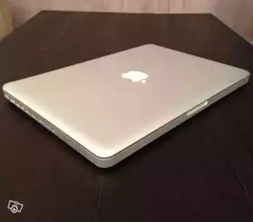 MacBook + souris Magic Mouse