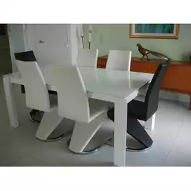 6 chaises modernes de salle à manger