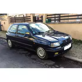 Renault Clio 16S 1.8 16v