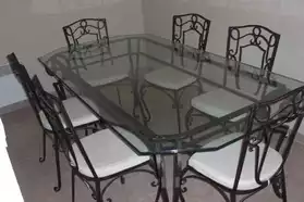 Table en fer forgé plateau verre