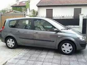 Renault Grand scenic (7 Places) Diesel