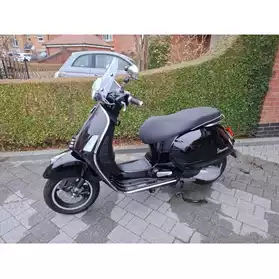 Vespa GTS 300 Super 2023