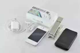 IPhone 4S Blanc 64Go désimlocké nickel