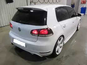 Volkswagen Golf 2009, 105 500 km
