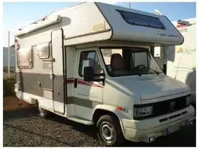 Camping-car capucine LMC EVASION de 1992