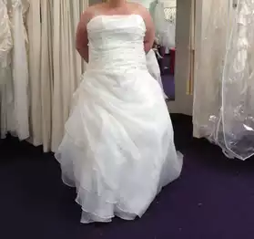 robe de mariée et jupon