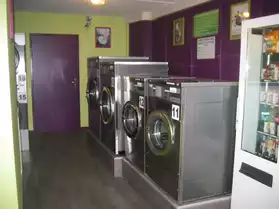 Vends matériel de laverie automatique