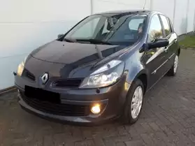 RENAULT Clio III Phase 3 1.5 DCI 85cv, 5