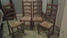 4 chaises de salle à manger en chéne