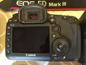 Canon EOS 6D à l'état neuf