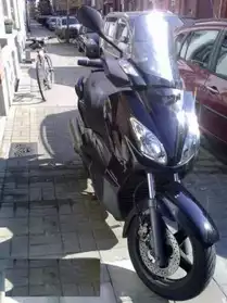 Yamaha x-Max