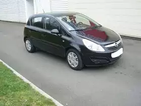Opel Corsa noire 1.2 diesel,