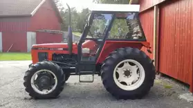 Tracteur Zetor 6245