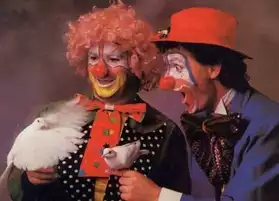 les clowns ZIGOMAR et MARIOL !