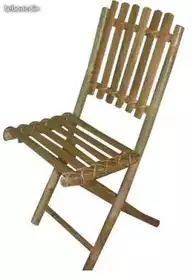 Table ronde et chaise en bambou