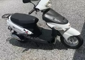 Moto SCOOTER MBK BOOSTER