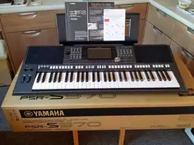 piano YAMAHA psr s 970