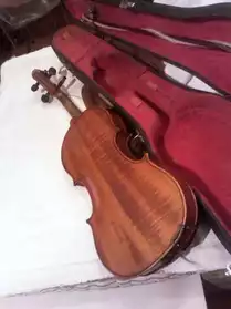 violon très ancien