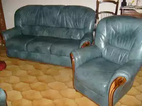 canape + fauteuils en cuir super etat