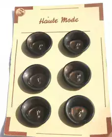 boutons anciens marron plaque de 6 neuf