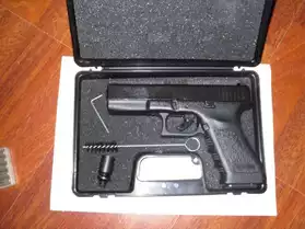 glock 17 cal 9mm PA(a blanc ou gaz)