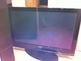 VD TV ECRANT LCD DE 50 POUCE EN TRES BON