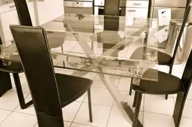 Vend Table en verre