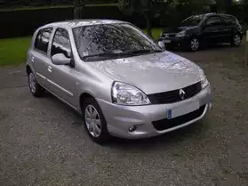 RENAULT Clio 1.5 dci 65 ch
