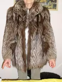 Vends veste fourrure renard argenté
