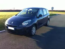RENAULT Grand SCENIC III 7 places