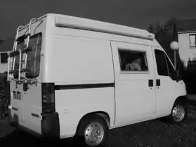 Fourgon Boxer aménagé en camping-car
