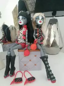 Monster High - Meowlody and Purrsephone