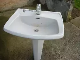 lavabo sur colonne
