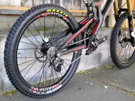 Santa Cruz V10 vélo